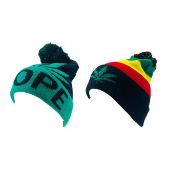 Beanie With Pom Pom Leaf